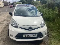 Used Toyota Aygo 68 HP (50 kW) 2012 White Hatchback