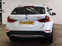 Begagnad BMW X1 Comfort Edition 2013 Vit SUV
