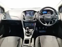 Used Ford Focus Zetec 100 HP (73 kW) 2016 Blue Hatchback