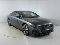 Usado Audi A8 Advanced 286 HP (210 kW) 2022 Cinzento Sedan