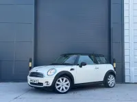 Used Mini Cooper Hatch 116 HP (85 kW) 2006 White Hatchback