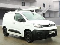 Used Citroën Berlingo 100 HP (73 kW) 2020 White MPV