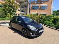 Used Toyota Yaris Design 99 HP (72 kW) 2016 Black Hatchback
