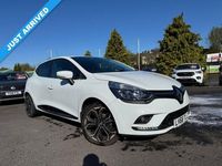 Used Renault Clio IV Iconic 75 HP (55 kW) 2018 White Hatchback