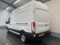 Usado Ford Transit S 130 HP (95 kW) 2022 Branco Van