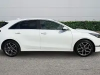 Used Kia Ceed 2023 White Hatchback