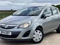 Used Vauxhall Corsa Design Edition 101 HP (74 kW) 2014 Silver Hatchback