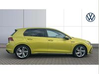 Begagnad VW Golf VIII R-line 147 HK (108 kW) 2021 Gul Halvkombi