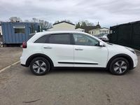 Used Kia Niro 139 HP (102 kW) 2018 White SUV