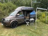 Used VW T5 140 HP (102 kW) 2012 Brown Van