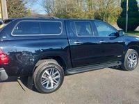 Used Toyota HiLux 150 HP (110 kW) 2019 Black Pickup