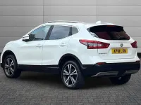 Used Nissan Qashqai N-Connecta 115 HP (84 kW) 2018 Storm white SUV