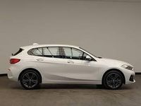 Used BMW 118 Sport Line 136 HP (100 kW) 2022 White Hatchback