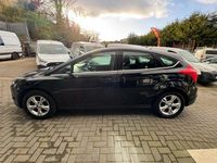 Used Ford Focus Zetec 125 HP (91 kW) 2011 Black Hatchback
