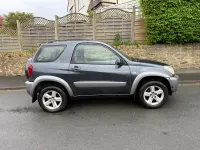 Begagnad Toyota RAV4 147 HK (108 kW) 2004 Grå SUV