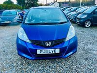 Begagnad Honda Jazz S 90 HK (66 kW) 2011 Blå Halvkombi