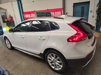 Used Volvo V40 Pro 2017 White Hatchback