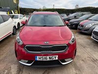 Used Kia Niro 139 HP (102 kW) 2016 Red SUV
