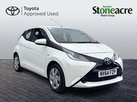 Used Toyota Aygo X-play 68 HP (50 kW) 2015 White Hatchback