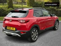 Used Kia Stonic 118 HP (86 kW) 2019 Red SUV