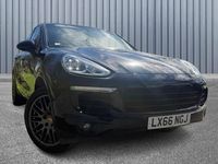 Usado Porsche Cayenne Platinum Edition 262 HP (192 kW) 2016 Preto SUV