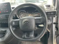 Used Citroën Berlingo 100 HP (73 kW) 2021 White MPV