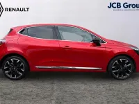 Used Renault Clio V Techno 143 HP (105 kW) 2024 Red Hatchback