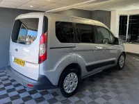 Used Ford Tourneo Connect Zetec 95 HP (69 kW) 2015 Silver MPV