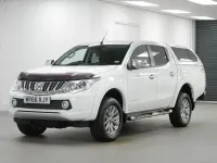 Used Mitsubishi L200 180 HP (132 kW) 2016 White Pickup