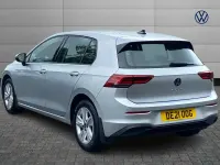 Usado VW Golf VIII Life 128 CV (94 kW) 2021 Plateado Utilitario