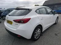 Used Mazda 3 165 HP (121 kW) 2015 White Hatchback