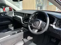 Used Volvo XC60 Inscription 350 HP (257 kW) 2022 Red SUV