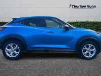 Usado Nissan Juke N-Connecta 117 HP (86 kW) 2020 Azul SUV