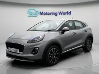 Käytetty Ford Puma Titanium 125 HP (91 kW) 2022 Hopea Katumaasturi