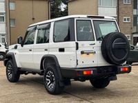 New Toyota Land Cruiser 204 HP (150 kW) 2025 White SUV