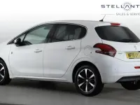 Used Peugeot 208 S 81 HP (59 kW) 2019 White Hatchback