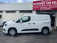 Used Vauxhall Combo Sportive 100 HP (73 kW) 2021 White MPV