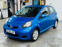 Used Toyota Aygo 68 HP (50 kW) 2011 Blue Hatchback