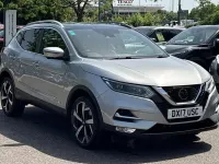 Used Nissan Qashqai Tekna 130 HP (95 kW) 2017 Silver SUV