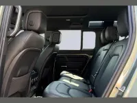Used Land Rover Defender HSE Dynamic 296 HP (217 kW) 2025 Green SUV