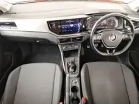 Used VW Polo SE 65 HP (47 kW) 2018 Orange Hatchback
