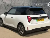 Used Mini Cooper SE Hatch 158 kW (215 HP) 2024 White Hatchback