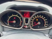 Used Ford Fiesta Titanium 94 HP (69 kW) 2008 Silver Hatchback