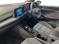 Second-hand VW Golf VIII 245 CP (180 kW) 2024