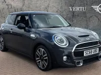Usado Mini Cooper S Exclusive 192 CV (141 kW) 2019 Gris Utilitario
