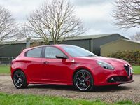 Used Alfa Romeo Giulietta Veloce 240 HP (176 kW) 2016 Red Hatchback