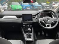 Usado Renault Captur Iconic 91 HP (66 kW) 2022 SUV