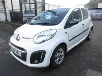 Usado Citroën C1 Platinum 68 HP (50 kW) 2014 Branco Citadino