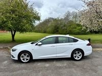 Used Vauxhall Insignia Design Edition 136 HP (100 kW) 2018 White Hatchback