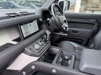 Used Land Rover Defender SE Dynamic 249 HP (183 kW) 2025 SUV